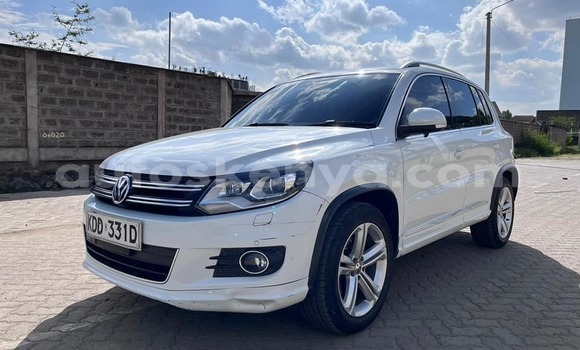 Oofamaa Alfa Romeo 105/115 White Makiinaa iti Nairobi keessatti Nairobi keessatti Oofamaa Alfa Romeo 105/115 White Makiinaa iti Nairobi keessatti Nairobi keessatti