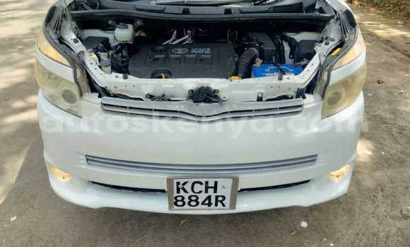 Oofamaa Toyota Voxy White Makiinaa iti Nairobi keessatti Nairobi keessatti Oofamaa Toyota Voxy White Makiinaa iti Nairobi keessatti Nairobi keessatti