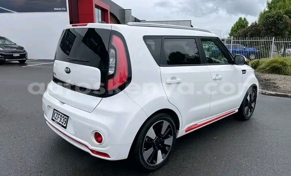 Buy Used Kia Soul White Car in Nairobi in Nairobi Buy Used Kia Soul White Car in Nairobi in Nairobi