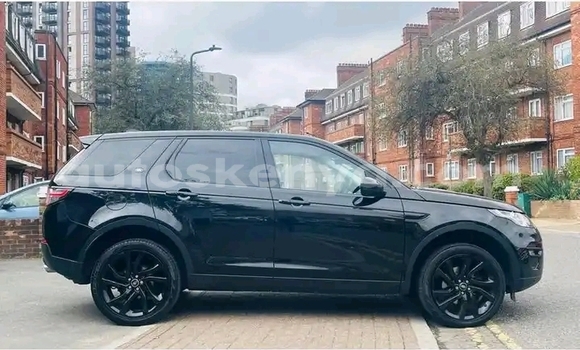 Buy Used Land Rover Discovery Black Car in Nairobi in Nairobi Buy Used Land Rover Discovery Black Car in Nairobi in Nairobi