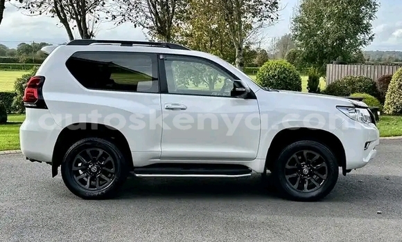 Buy Used Toyota Land Cruiser White Car in Nairobi in Nairobi Buy Used Toyota Land Cruiser White Car in Nairobi in Nairobi