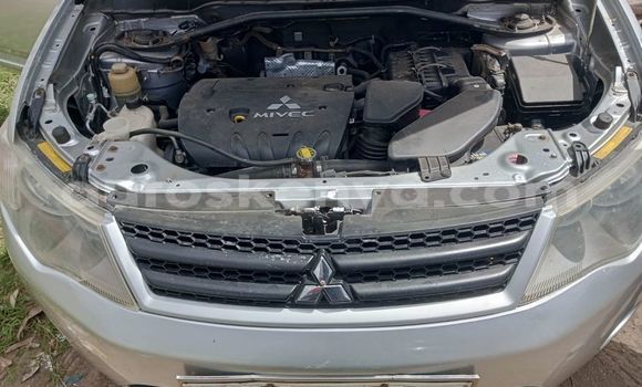 Oofamaa Mitsubishi Airtrek Other Makiinaa iti Nairobi keessatti Nairobi keessatti Oofamaa Mitsubishi Airtrek Other Makiinaa iti Nairobi keessatti Nairobi keessatti