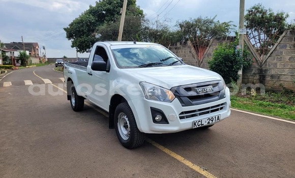 Oofamaa Isuzu D–MAX White Makiinaa iti Nairobi keessatti Nairobi keessatti Oofamaa Isuzu D–MAX White Makiinaa iti Nairobi keessatti Nairobi keessatti