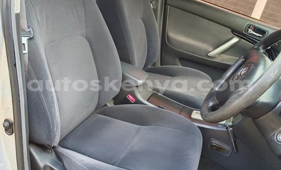 Oofamaa Toyota Premio Other Makiinaa iti Changamwe keessatti Coast keessatti Oofamaa Toyota Premio Other Makiinaa iti Changamwe keessatti Coast keessatti