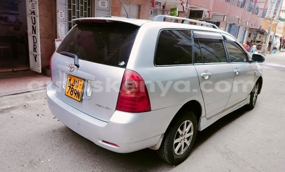 Oofamaa Toyota Fielder Other Makiinaa iti Bute keessatti Northeast Kenya keessatti Oofamaa Toyota Fielder Other Makiinaa iti Bute keessatti Northeast Kenya keessatti