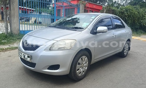 Oofamaa Toyota Belta Other Makiinaa iti Busia keessatti West Kenya keessatti Oofamaa Toyota Belta Other Makiinaa iti Busia keessatti West Kenya keessatti
