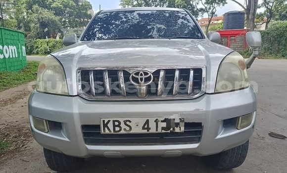 Nunua Ilio tumika Toyota Prado Nyingine Gari ndani ya Busia nchini West Kenya