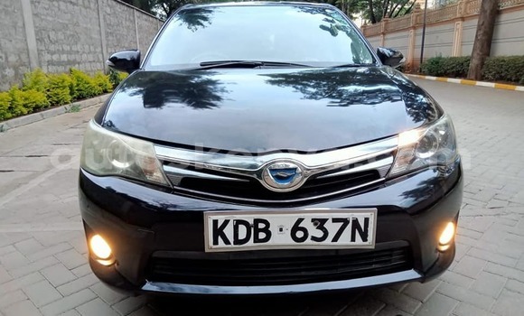 Oofamaa Toyota Fielder Black Makiinaa iti Bura keessatti Northeast Kenya keessatti Oofamaa Toyota Fielder Black Makiinaa iti Bura keessatti Northeast Kenya keessatti