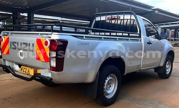 Oofamaa Isuzu D–MAX Other Makiinaa iti Bungoma keessatti West Kenya keessatti Oofamaa Isuzu D–MAX Other Makiinaa iti Bungoma keessatti West Kenya keessatti