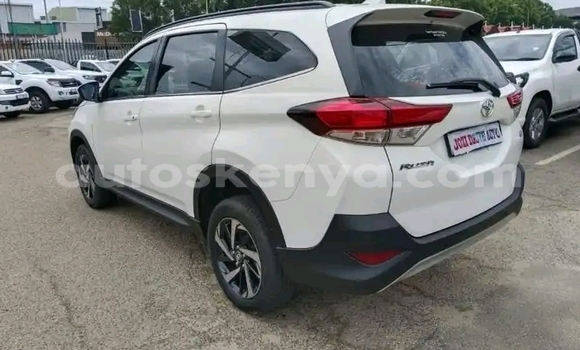 Buy Used Toyota Rush White Car in Nairobi in Nairobi