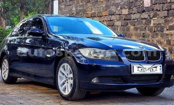 Oofamaa BMW 321 Black Makiinaa iti Bura keessatti Northeast Kenya keessatti