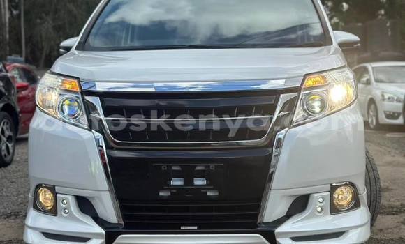 Buy Used Toyota Voxy White Car in Bura in Northeast Kenya Buy Used Toyota Voxy White Car in Bura in Northeast Kenya