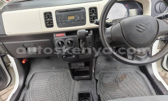 Buy Used Suzuki Alto White Car in Bute in Northeast Kenya Buy Used Suzuki Alto White Car in Bute in Northeast Kenya