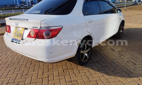 Buy Used Honda fit aria White Car in Bute in Northeast Kenya Buy Used Honda fit aria White Car in Bute in Northeast Kenya