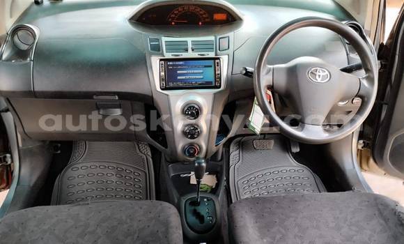 Oofamaa Toyota Vitz Other Makiinaa iti Bura keessatti Northeast Kenya keessatti