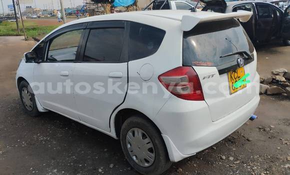 Buy Used Honda Fit White Car in Busia in West Kenya Buy Used Honda Fit White Car in Busia in West Kenya