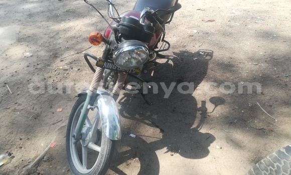 Nunua Ilio tumika Boxer BM100 Nyekundu Bike ndani ya Mombasa nchini Kenya ya Pwani