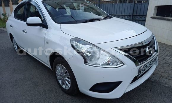 Nunua Ilio tumika Nissan tiida Nyingine Gari ndani ya Nairobi nchini Nairobi