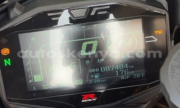 Nunua Ilio tumika Suzuki GSX–R Nyeusi Bike ndani ya Nairobi nchini Nairobi Nunua Ilio tumika Suzuki GSX–R Nyeusi Bike ndani ya Nairobi nchini Nairobi