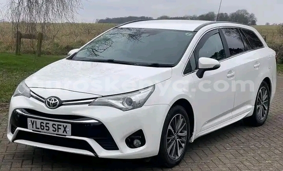 Buy Used Toyota Avensis White Car in Nairobi in Nairobi Buy Used Toyota Avensis White Car in Nairobi in Nairobi