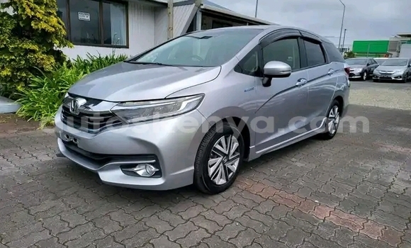 Oofamaa Honda Shuttle Silver Makiinaa iti Nairobi keessatti Nairobi keessatti Oofamaa Honda Shuttle Silver Makiinaa iti Nairobi keessatti Nairobi keessatti