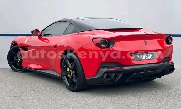 Oofamaa Ferrari Portofino Red Makiinaa iti Nairobi keessatti Nairobi keessatti Oofamaa Ferrari Portofino Red Makiinaa iti Nairobi keessatti Nairobi keessatti
