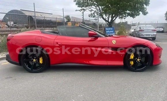 Oofamaa Ferrari Portofino Red Makiinaa iti Nairobi keessatti Nairobi keessatti Oofamaa Ferrari Portofino Red Makiinaa iti Nairobi keessatti Nairobi keessatti