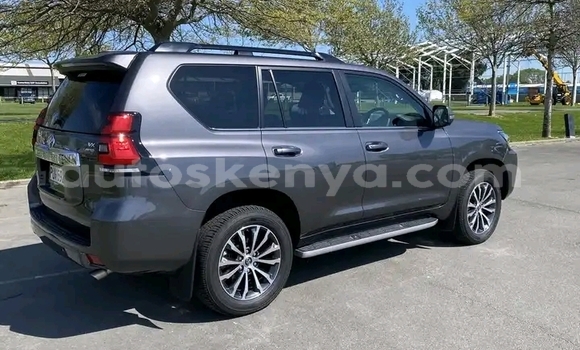 Nunua Ilio tumika Toyota Land Cruiser Prado Nyingine Gari ndani ya Nairobi nchini Nairobi