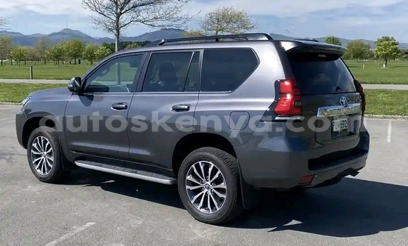 Oofamaa Toyota Land Cruiser Prado Other Makiinaa iti Nairobi keessatti Nairobi keessatti Oofamaa Toyota Land Cruiser Prado Other Makiinaa iti Nairobi keessatti Nairobi keessatti
