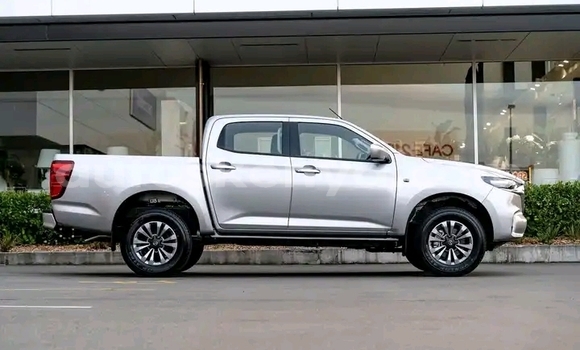 Buy Used Mazda BT-50 Beige Car in Nairobi in Nairobi Buy Used Mazda BT-50 Beige Car in Nairobi in Nairobi