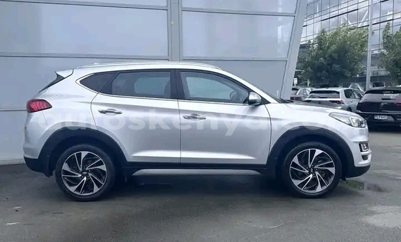 Buy Used Hyundai Tucson Silver Car in Nairobi in Nairobi Buy Used Hyundai Tucson Silver Car in Nairobi in Nairobi