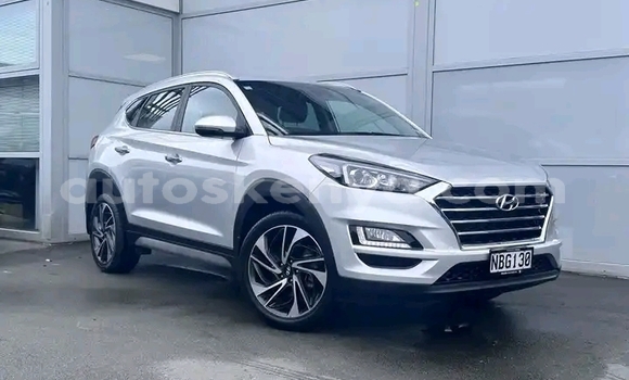 Buy Used Hyundai Tucson Silver Car in Nairobi in Nairobi Buy Used Hyundai Tucson Silver Car in Nairobi in Nairobi