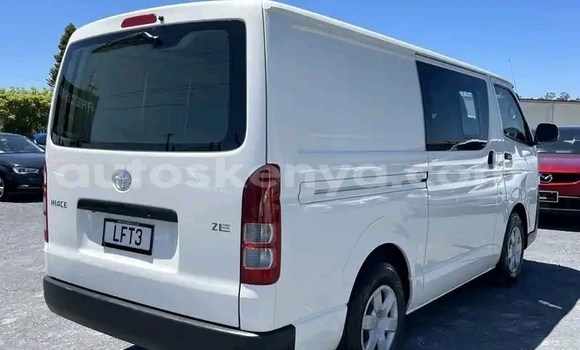 Buy Used Toyota Hiace White Car in Nairobi in Nairobi Buy Used Toyota Hiace White Car in Nairobi in Nairobi