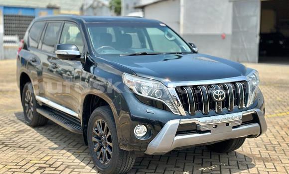 Nunua Imported Toyota Land Cruiser Prado Nyeusi Gari ndani ya Mombasa nchini Kenya ya Pwani Nunua Imported Toyota Land Cruiser Prado Nyeusi Gari ndani ya Mombasa nchini Kenya ya Pwani
