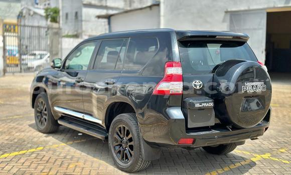 Nunua Imported Toyota Land Cruiser Prado Nyeusi Gari ndani ya Mombasa nchini Kenya ya Pwani Nunua Imported Toyota Land Cruiser Prado Nyeusi Gari ndani ya Mombasa nchini Kenya ya Pwani