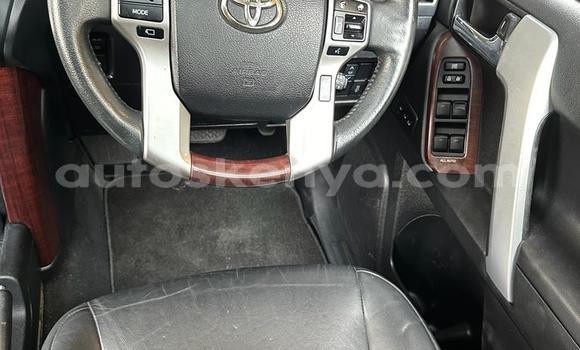 Nunua Imported Toyota Land Cruiser Prado Nyeusi Gari ndani ya Mombasa nchini Kenya ya Pwani Nunua Imported Toyota Land Cruiser Prado Nyeusi Gari ndani ya Mombasa nchini Kenya ya Pwani