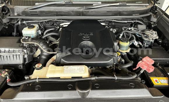 Nunua Imported Toyota Land Cruiser Prado Nyeusi Gari ndani ya Mombasa nchini Kenya ya Pwani Nunua Imported Toyota Land Cruiser Prado Nyeusi Gari ndani ya Mombasa nchini Kenya ya Pwani