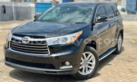 Nunua Imported Toyota Kluger Nyeusi Gari ndani ya Mombasa nchini Kenya ya Pwani Nunua Imported Toyota Kluger Nyeusi Gari ndani ya Mombasa nchini Kenya ya Pwani