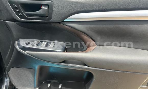 Nunua Imported Toyota Kluger Nyeusi Gari ndani ya Mombasa nchini Kenya ya Pwani Nunua Imported Toyota Kluger Nyeusi Gari ndani ya Mombasa nchini Kenya ya Pwani