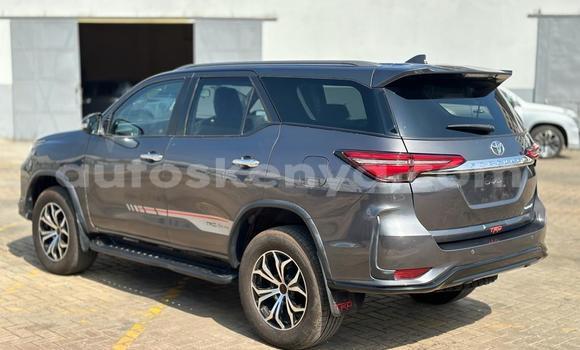 Nunua Imported Toyota Fortuner Nyingine Gari ndani ya Mombasa nchini Kenya ya Pwani Nunua Imported Toyota Fortuner Nyingine Gari ndani ya Mombasa nchini Kenya ya Pwani