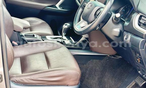 Nunua Imported Toyota Fortuner Nyingine Gari ndani ya Mombasa nchini Kenya ya Pwani Nunua Imported Toyota Fortuner Nyingine Gari ndani ya Mombasa nchini Kenya ya Pwani