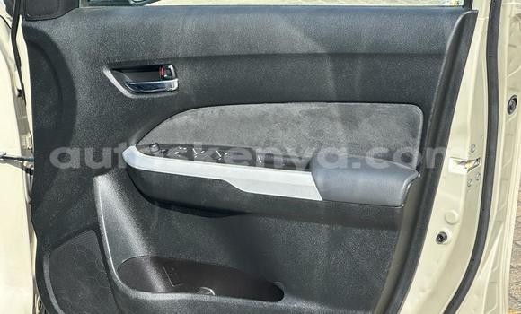 Nunua Imported Suzuki Grand Vitara Beige Gari ndani ya Mombasa nchini Kenya ya Pwani Nunua Imported Suzuki Grand Vitara Beige Gari ndani ya Mombasa nchini Kenya ya Pwani