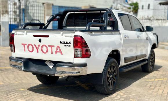 Nunua Imported Toyota Hiluxe Revo Nyeupe Gari ndani ya Mombasa nchini Kenya ya Pwani Nunua Imported Toyota Hiluxe Revo Nyeupe Gari ndani ya Mombasa nchini Kenya ya Pwani