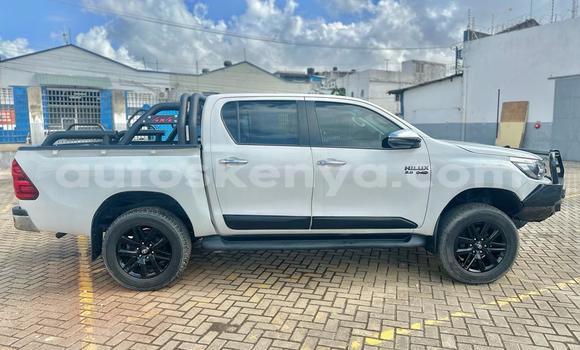 Nunua Imported Toyota Hiluxe Revo Nyeupe Gari ndani ya Mombasa nchini Kenya ya Pwani Nunua Imported Toyota Hiluxe Revo Nyeupe Gari ndani ya Mombasa nchini Kenya ya Pwani