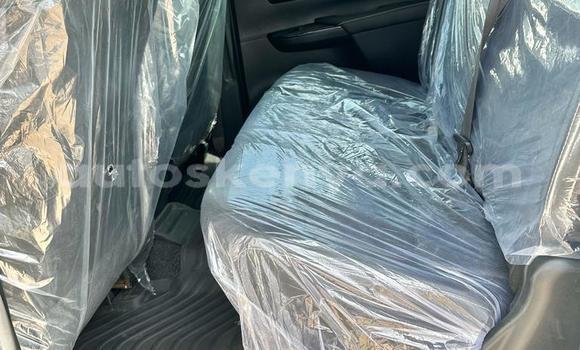 Nunua Imported Toyota Hiluxe Revo Nyeupe Gari ndani ya Mombasa nchini Kenya ya Pwani Nunua Imported Toyota Hiluxe Revo Nyeupe Gari ndani ya Mombasa nchini Kenya ya Pwani