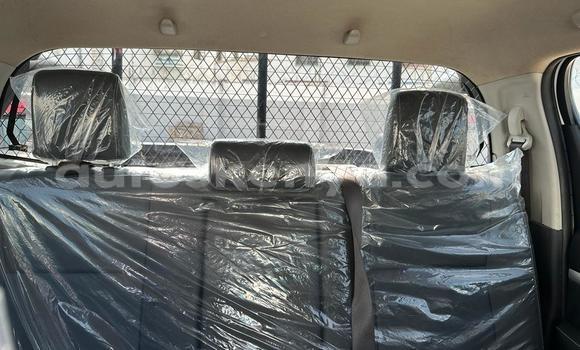 Nunua Imported Toyota Hiluxe Revo Nyeupe Gari ndani ya Mombasa nchini Kenya ya Pwani Nunua Imported Toyota Hiluxe Revo Nyeupe Gari ndani ya Mombasa nchini Kenya ya Pwani