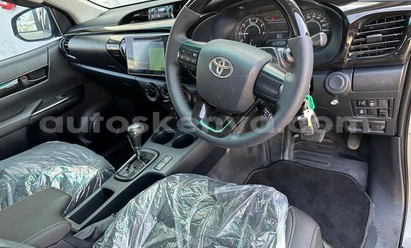 Nunua Imported Toyota Hiluxe Revo Kijani Gari ndani ya Mombasa nchini Kenya ya Pwani Nunua Imported Toyota Hiluxe Revo Kijani Gari ndani ya Mombasa nchini Kenya ya Pwani