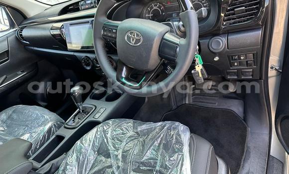 Nunua Imported Toyota Hiluxe Revo Kijani Gari ndani ya Mombasa nchini Kenya ya Pwani Nunua Imported Toyota Hiluxe Revo Kijani Gari ndani ya Mombasa nchini Kenya ya Pwani