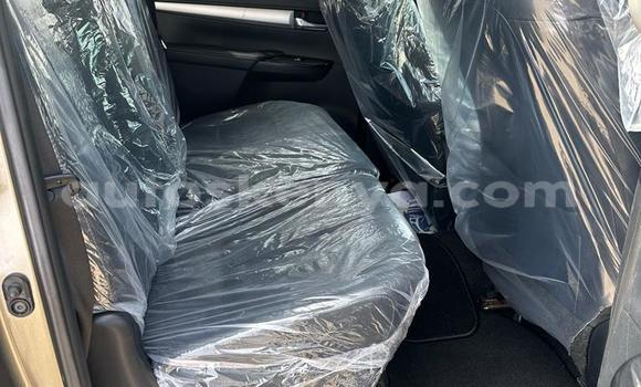 Nunua Imported Toyota Hiluxe Revo Kijani Gari ndani ya Mombasa nchini Kenya ya Pwani Nunua Imported Toyota Hiluxe Revo Kijani Gari ndani ya Mombasa nchini Kenya ya Pwani