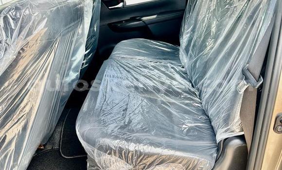 Nunua Imported Toyota Hiluxe Revo Kijani Gari ndani ya Mombasa nchini Kenya ya Pwani Nunua Imported Toyota Hiluxe Revo Kijani Gari ndani ya Mombasa nchini Kenya ya Pwani